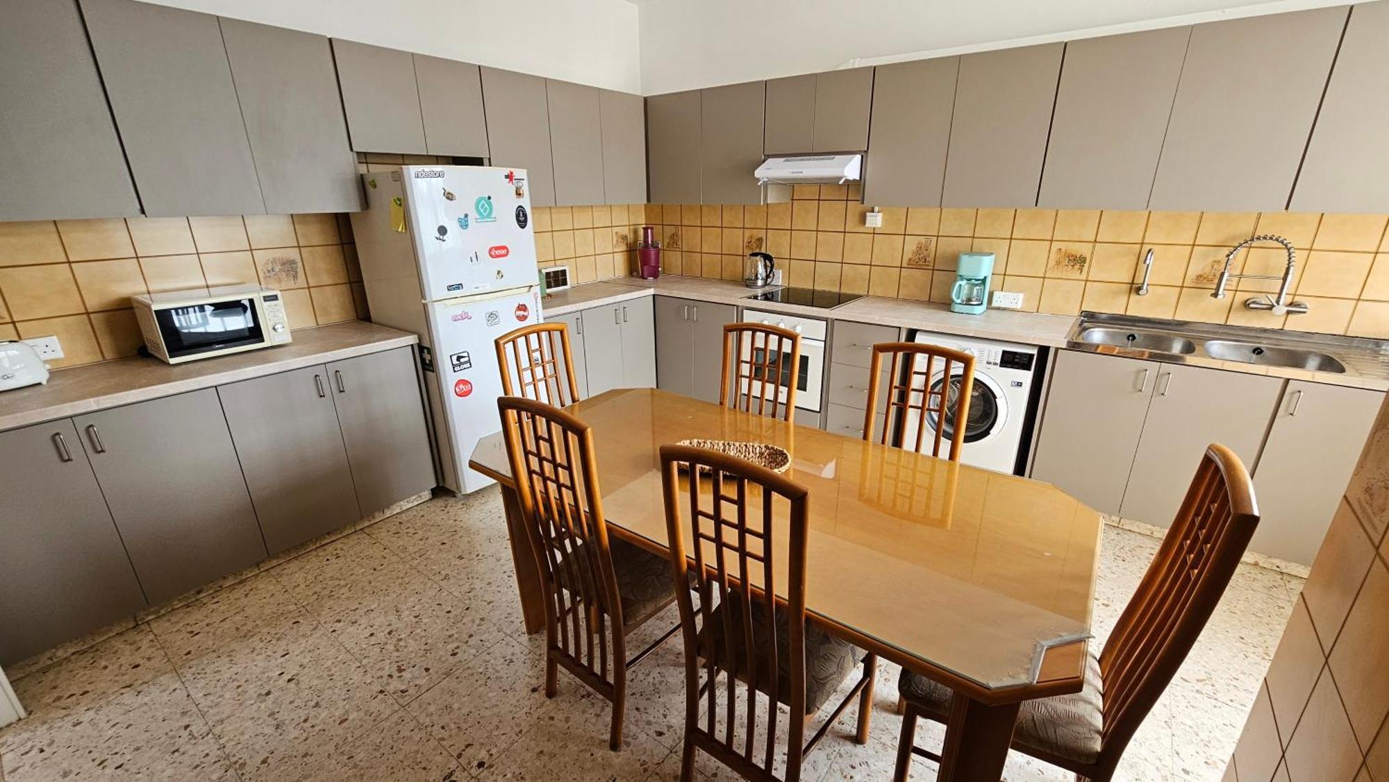 Family Nest In The Heart Of Limassol Villa Exterior photo
